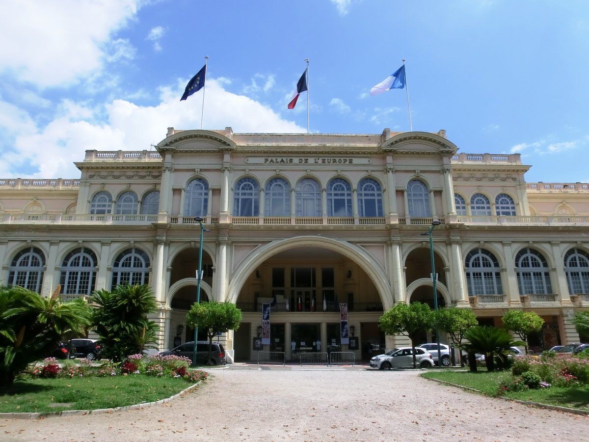 Façade Palais Europe_1