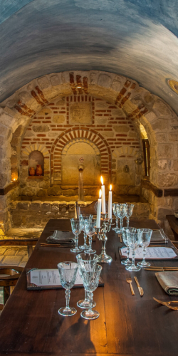 Hieron Monastic Dinig1